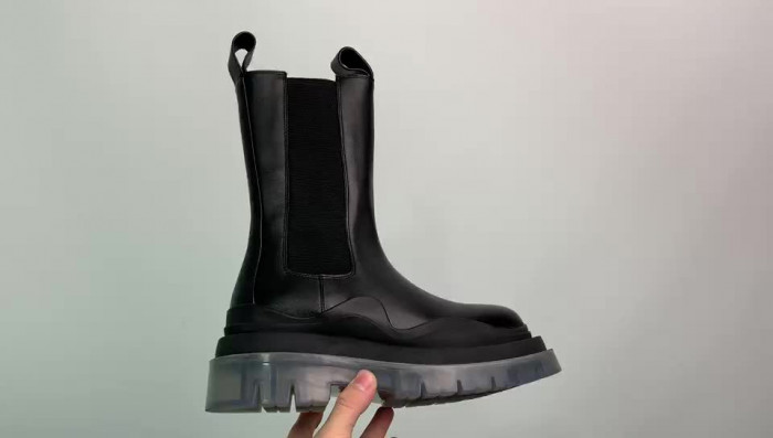 BOTTEGA VENETA SNEAKER