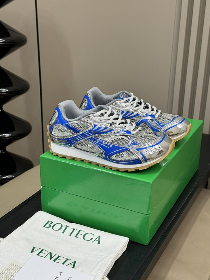 BOTTEGA VENETA SNEAKER