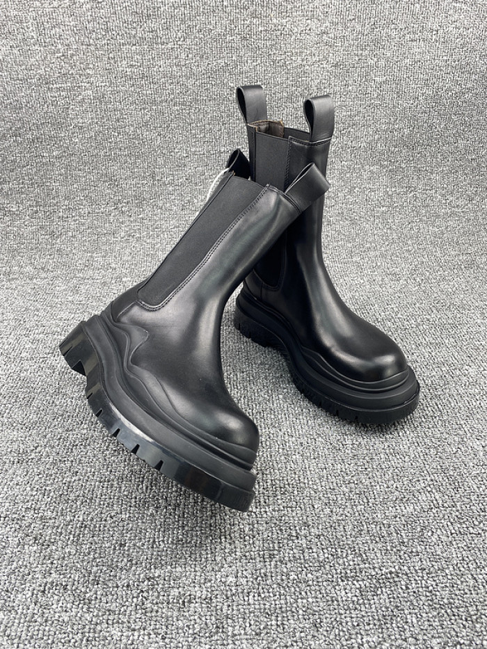 BOTTEGA VENETA SNEAKER