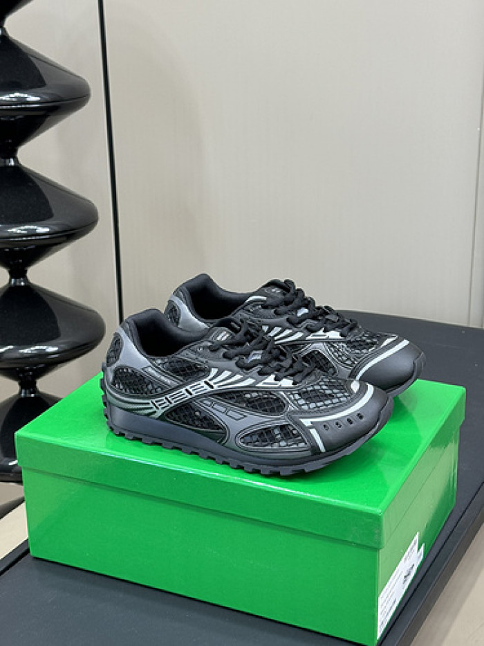 BOTTEGA VENETA SNEAKER