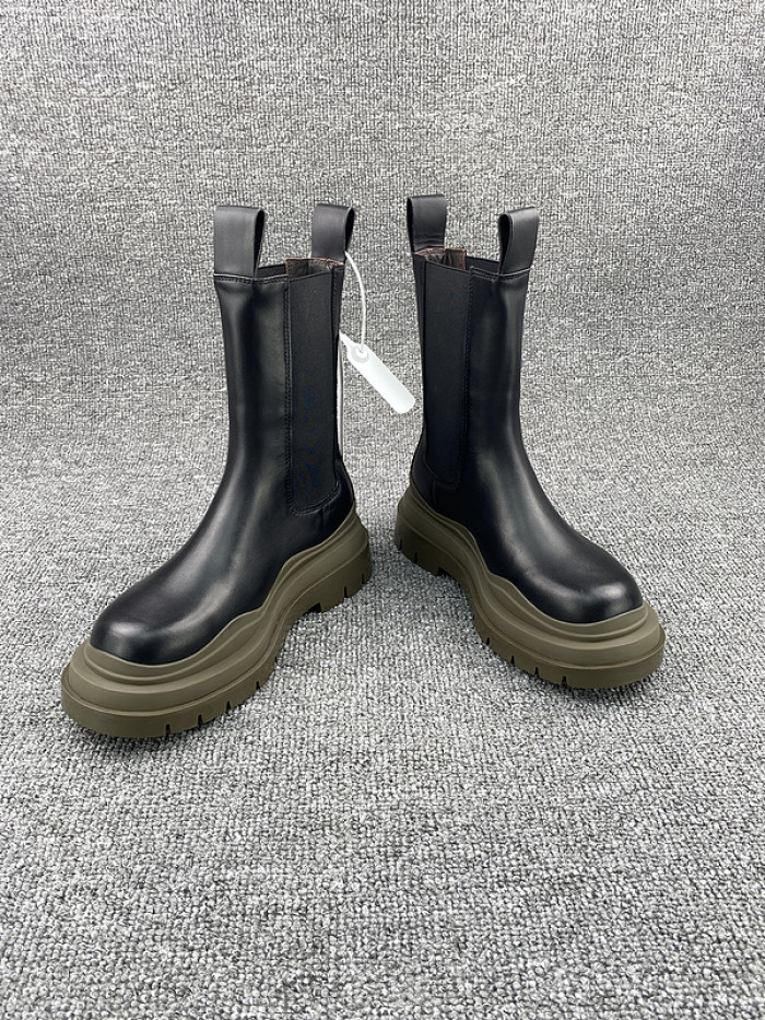 BOTTEGA VENETA SNEAKER