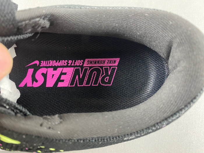 Air Flyknit Air Max 620469-015