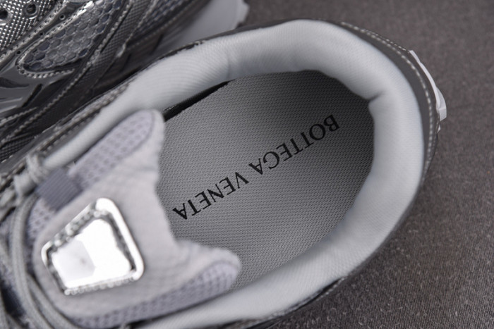 BOTTEGA VENETA SNEAKER