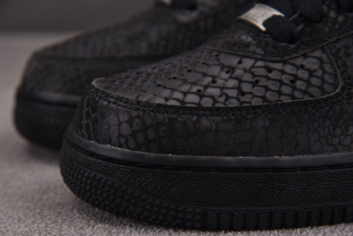 Kobe Bryant x Nike Air Force 1 Low Forever Black IB0018-003