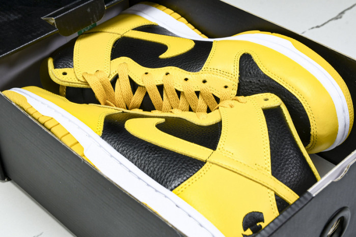 Nike Dunk High “Wu-Tang Clan” HJ4320-001