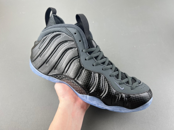 Nike Air Foamposite One “Carbon Fiber” HF2902-002