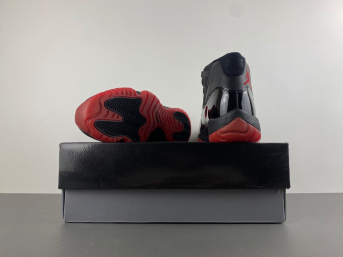 Air Jordan 11 378037-326