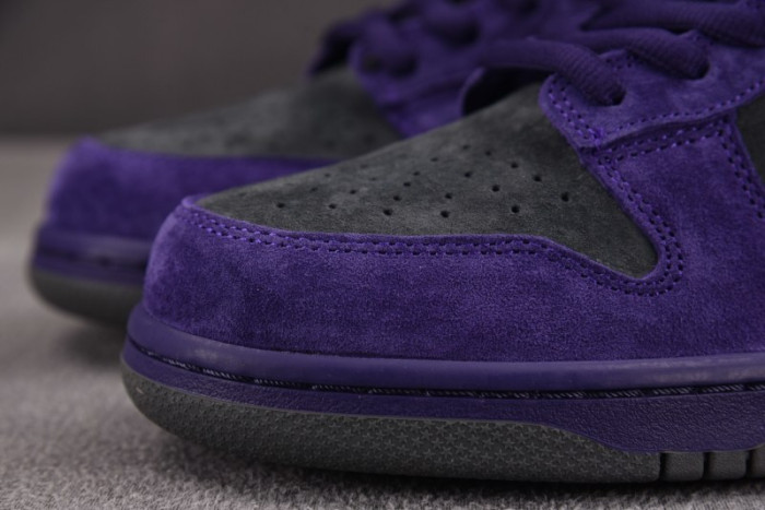 S x Nike SB Dunk Low HQ8487-500