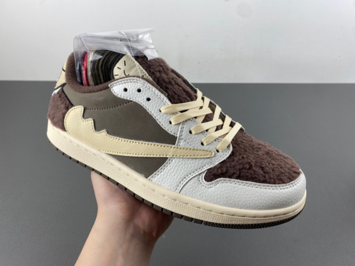 Travis Scott x Jordan Air Jordan 1 Low DM7866-717