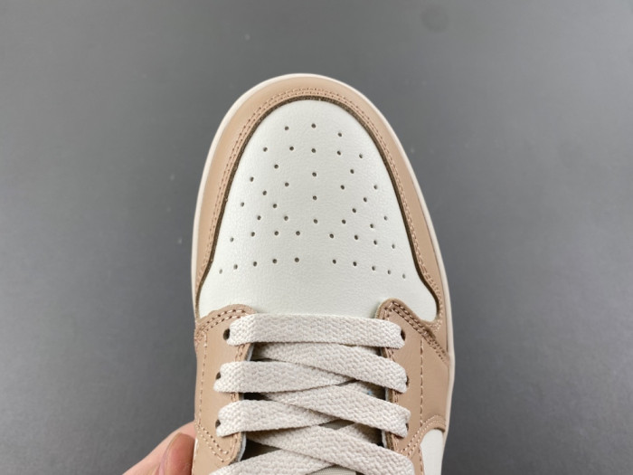 Air Jordan 1 Low DC0774-130