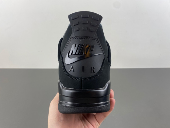 Air Jordan 4 “Black Cat” 2025 FV5029-010