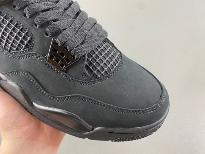 Air Jordan 4 “Black Cat” 2025 FV5029-010