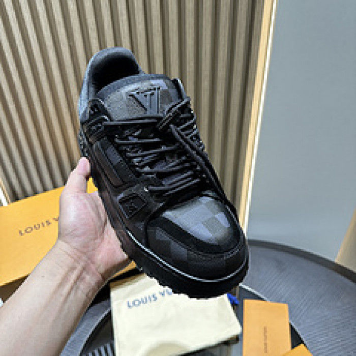 L&V SNEAKERS