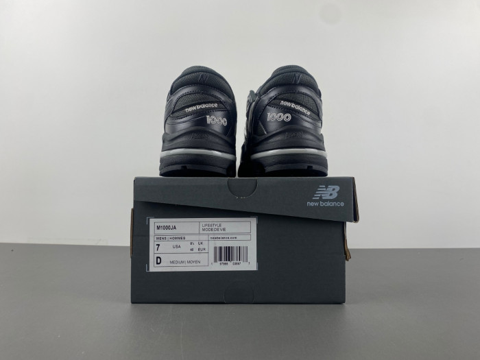 Nike Air Max 2013 HQ3481-099