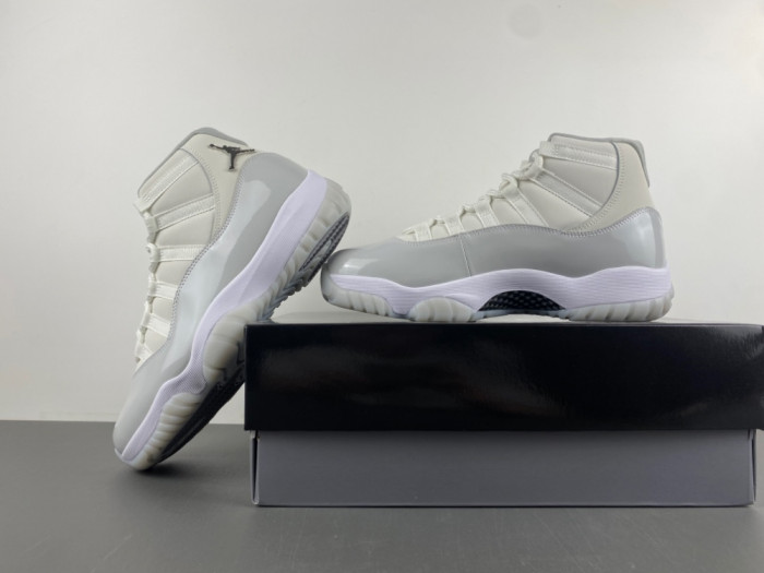 Air Jordan 11 AR0715-110