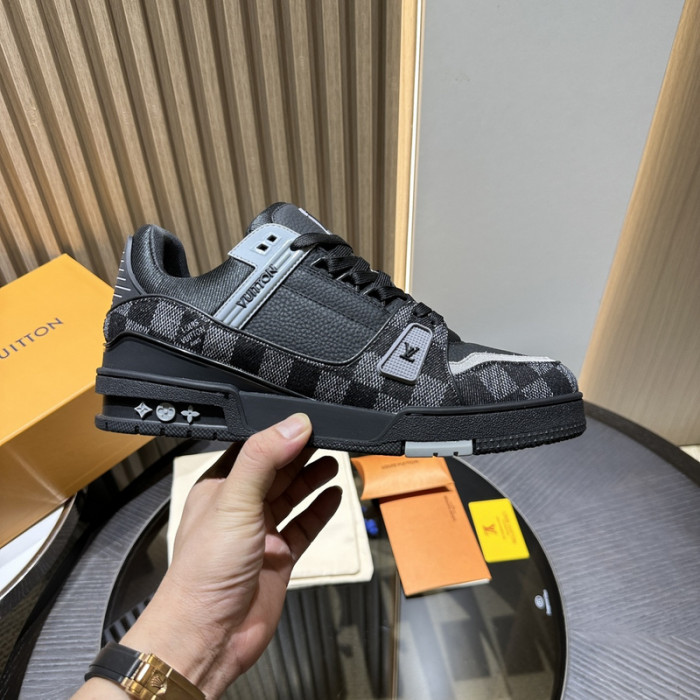 L&V SNEAKERS