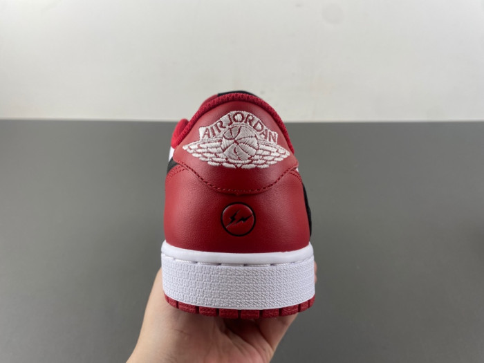 Travis Scott x Air Jordan 1 Low DM7866-101