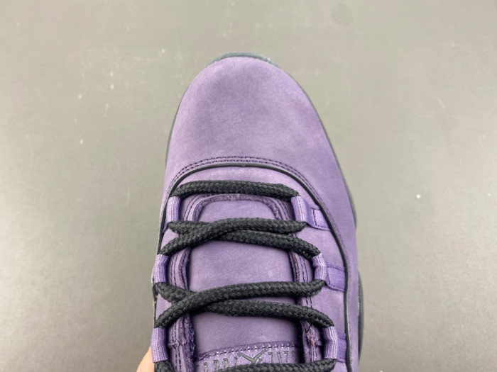 Air Jordan 11 “Las Vegas” IO8961-553